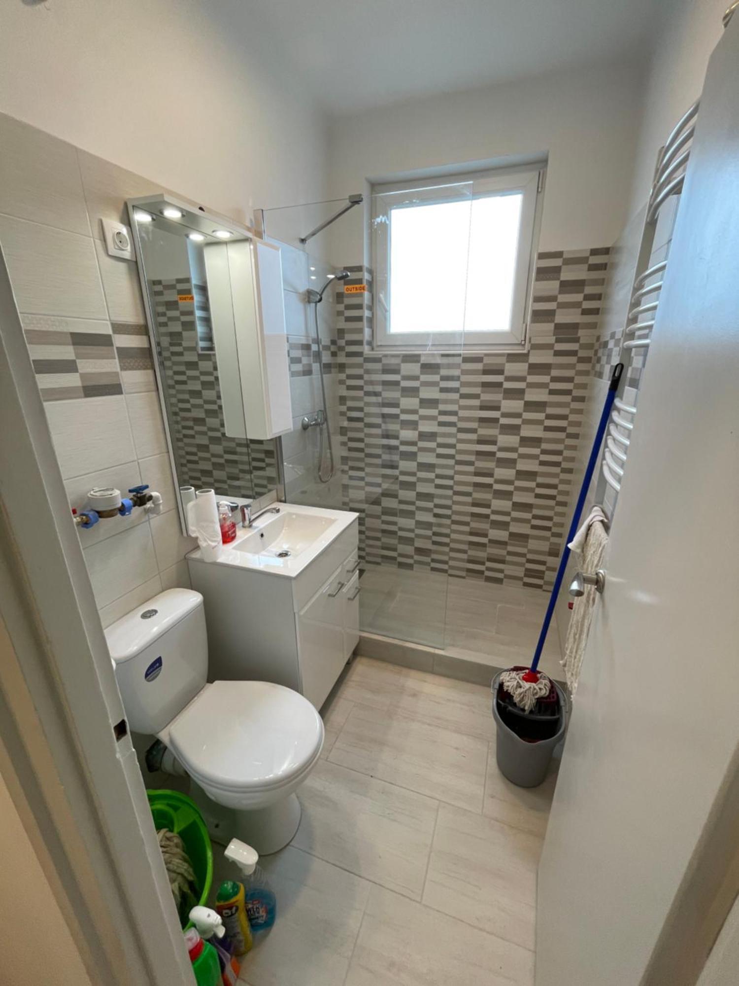 Malompark Apartman With Free Parking Debrecen Exteriör bild